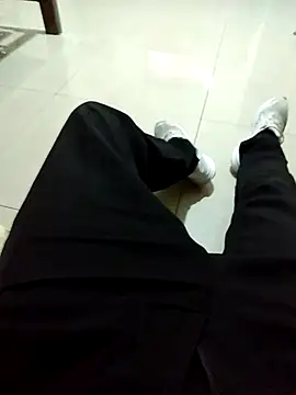 Snapshot of roludao_fun chatting on 10-18-25, 10:43 roludao fun online show from 10-18-25, 10:43