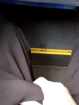 Snapshot of roludao_fun chatting on 12-05-25, 11:30 roludao fun online show from 12-05-25, 11:30