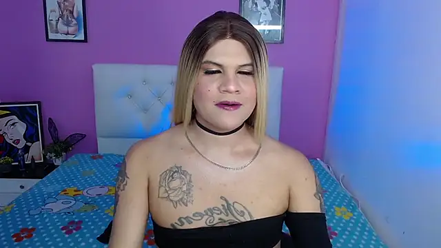 Snapshot of daughterofpleasure chatting on 10-19-25, 08:48 daughterofpleasure online show from 10-19-25, 08:48