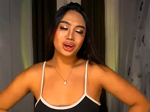 Snapshot of BigBrownCock_Candice chatting on 11-03-25, 05:36 BigBrownCock Candice online show from 11-03-25, 05:36