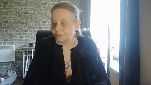 Diamond Bite online show from 11-02-25, 10:17