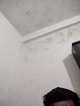 OliveGreen22 online show from 10-29-25, 07:43