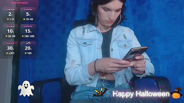 Snapshot of Scarlett_crastrawberry chatting on 11-02-25, 11:29 Scarlett crastrawberry online show from 11-02-25, 11:29