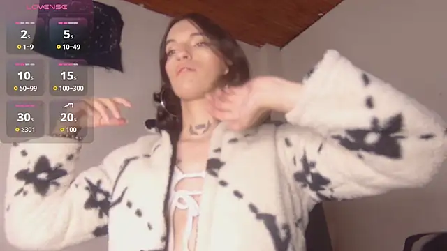 Snapshot of Scarlett_crastrawberry chatting on 11-27-25, 09:06 Scarlett crastrawberry online show from 11-27-25, 09:06