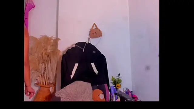 bad girl xxx online show from 02-20-26, 06:26