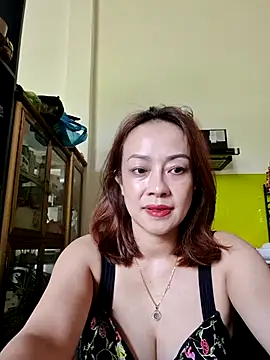 Snapshot of Baby-bigboobs20 chatting on 12-01-25, 03:00 Baby-bigboobs20 online show from 12-01-25, 03:00