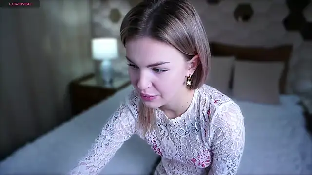 Naomi Secret online show from 11-12-25, 07:57