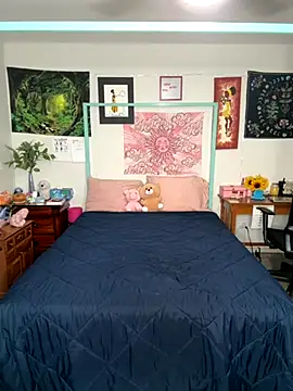 Snapshot of DaisyMynx chatting on 11-06-25, 03:07 DaisyMynx online show from 11-06-25, 03:07