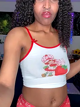 Snapshot of DaisyMynx chatting on 11-14-25, 03:16 DaisyMynx online show from 11-14-25, 03:16