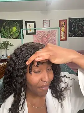 Snapshot of DaisyMynx chatting on 12-05-25, 04:10 DaisyMynx online show from 12-05-25, 04:10