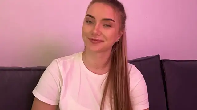 LouraStalter online show from 11-03-25, 07:04