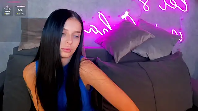 Snapshot of Eva_Mayers chatting on 11-03-25, 01:19 Eva Mayers online show from 11-03-25, 01:19