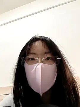 Snapshot of Xiaomao- chatting on 11-25-25, 11:32 Xiaomao- online show from 11-25-25, 11:32