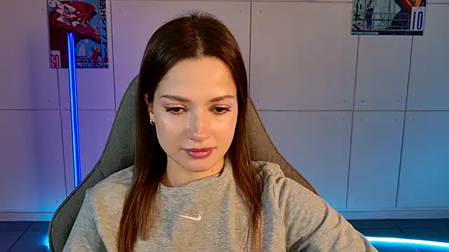 KiraVair online show from 10-23-25, 01:10