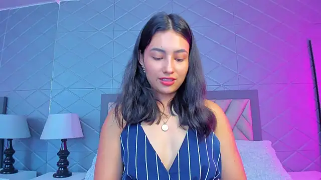 ViolettRouse online show from 02-11-26, 03:39