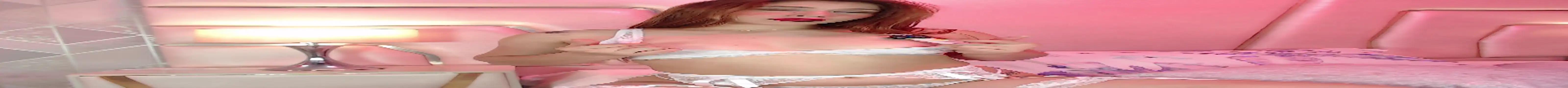 Snapshot of MiaCassel chatting on 03-06-26, 12:34 MiaCassel online show from 03-06-26, 12:34