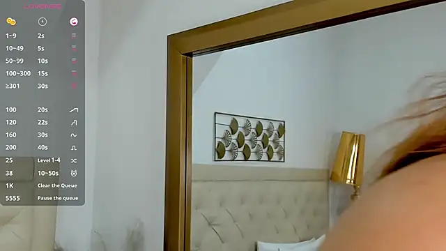 Snapshot of lucia_lorenz chatting on 12-02-25, 11:26 lucia lorenz online show from 12-02-25, 11:26