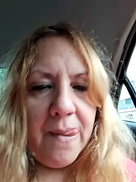 Snapshot of JennyInVegas chatting on 10-24-25, 06:48 JennyInVegas online show from 10-24-25, 06:48