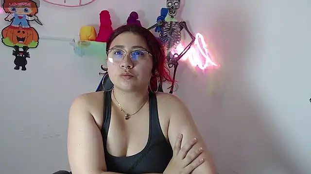 littlee red online show from 10-29-25, 12:40