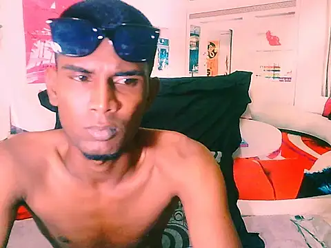 Snapshot of IndianThuggin chatting on 11-11-25, 04:12 IndianThuggin online show from 11-11-25, 04:12