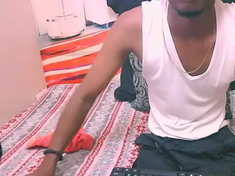 Snapshot of IndianThuggin chatting on 11-13-25, 05:06 IndianThuggin online show from 11-13-25, 05:06