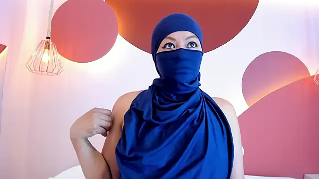 SophiaBeckerr online show from 10-23-25, 07:12