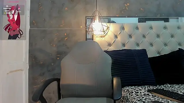 Snapshot of karla_ruso chatting on 10-30-25, 12:06 karla ruso online show from 10-30-25, 12:06