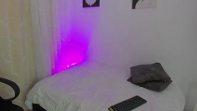 Snapshot of DOMINANT_CELEST chatting on 10-21-25, 08:53 DOMINANT CELEST online show from 10-21-25, 08:53