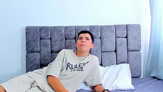 Deivid Summer online show from 10-18-25, 05:14