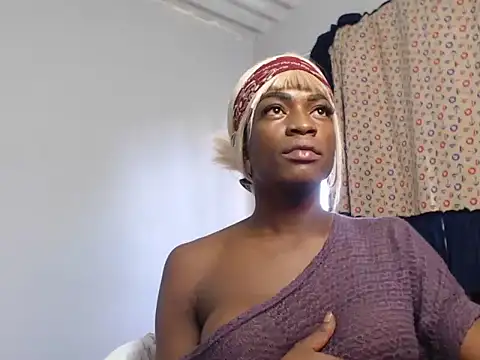 Snapshot of TheXEbonyxxx chatting on 11-20-25, 09:58 TheXEbonyxxx online show from 11-20-25, 09:58