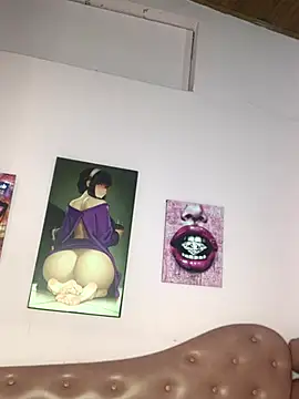 Snapshot of Emiliano_Reyes chatting on 12-02-25, 05:35 Emiliano Reyes online show from 12-02-25, 05:35