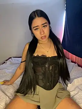 Snapshot of ki_tty chatting on 11-07-25, 04:18 ki tty online show from 11-07-25, 04:18