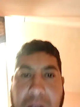 Travieso 21 online show from 11-20-25, 01:11