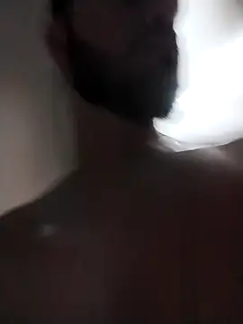 Snapshot of Branquinhowm chatting on 11-12-25, 02:23 Branquinhowm online show from 11-12-25, 02:23