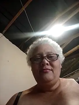 Snapshot of juicyboode chatting on 10-22-25, 08:58 juicyboode online show from 10-22-25, 08:58