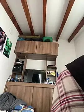 liam Brooks9 online show from 01-10-26, 02:08