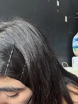 milky denni online show from 10-22-25, 01:06