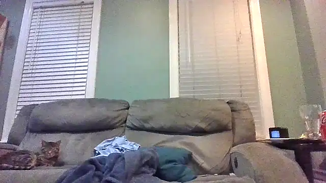 Snapshot of burby79 chatting on 04-04-26, 05:27 burby79 online show from 04-04-26, 05:27