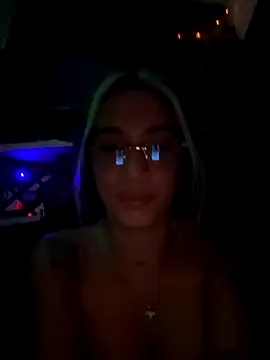 Snapshot of KIMBERLYPULIDO chatting on 10-25-25, 03:58 KIMBERLYPULIDO online show from 10-25-25, 03:58