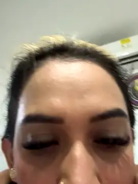 Snapshot of KIMBERLYPULIDO chatting on 11-13-25, 09:25 KIMBERLYPULIDO online show from 11-13-25, 09:25