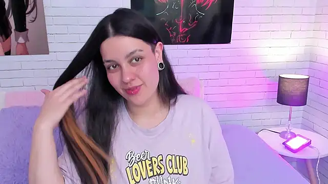 Snapshot of Zoe_Murphy chatting on 11-08-25, 04:45 Zoe Murphy online show from 11-08-25, 04:45