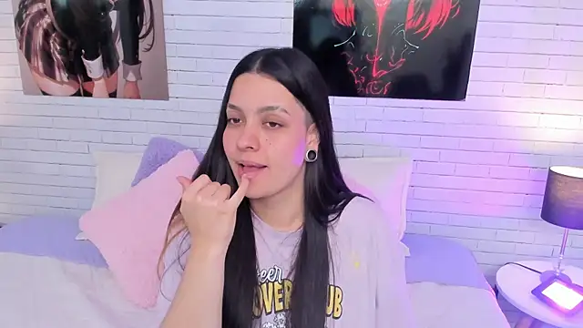 Snapshot of Zoe_Murphy chatting on 11-24-25, 06:46 Zoe Murphy online show from 11-24-25, 06:46