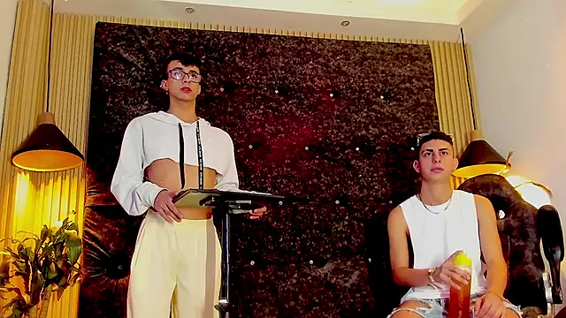 the fenix boy online show from 10-26-25, 09:53