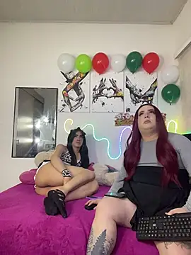 Snapshot of Agattha22 chatting on 11-30-25, 06:17 Agattha22 online show from 11-30-25, 06:17