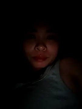 Snapshot of Squirrel-Pear chatting on 11-05-25, 06:08 Squirrel-Pear online show from 11-05-25, 06:08