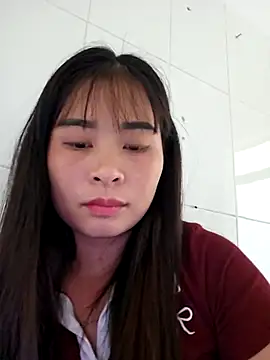 Snapshot of Squirrel-Pear chatting on 11-12-25, 09:10 Squirrel-Pear online show from 11-12-25, 09:10