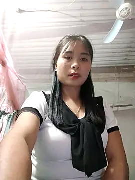 Squirrel-Pear online show from 12-20-25, 10:22