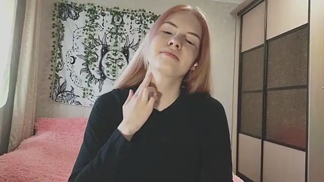 Snapshot of VETT_KITTY chatting on 11-23-25, 06:13 VETT KITTY online show from 11-23-25, 06:13