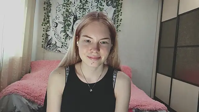 Snapshot of VETT_KITTY chatting on 11-29-25, 06:49 VETT KITTY online show from 11-29-25, 06:49