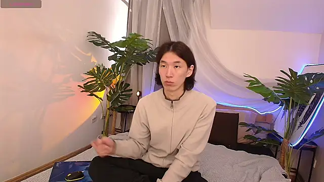 Snapshot of Jackson_Lei chatting on 10-21-25, 08:37 Jackson Lei online show from 10-21-25, 08:37